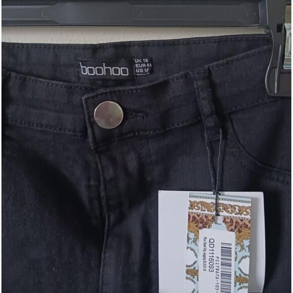 Boohoo Jeans Distressed Straight Leg High Rise Stretch Black Size 12 NWT - Picture 5 of 8